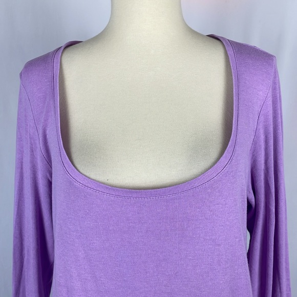 Ralph Lauren Sport Lilac/Lavender Deep Scoop Neck Ribbed Top - Size Large - Picture 2 of 9